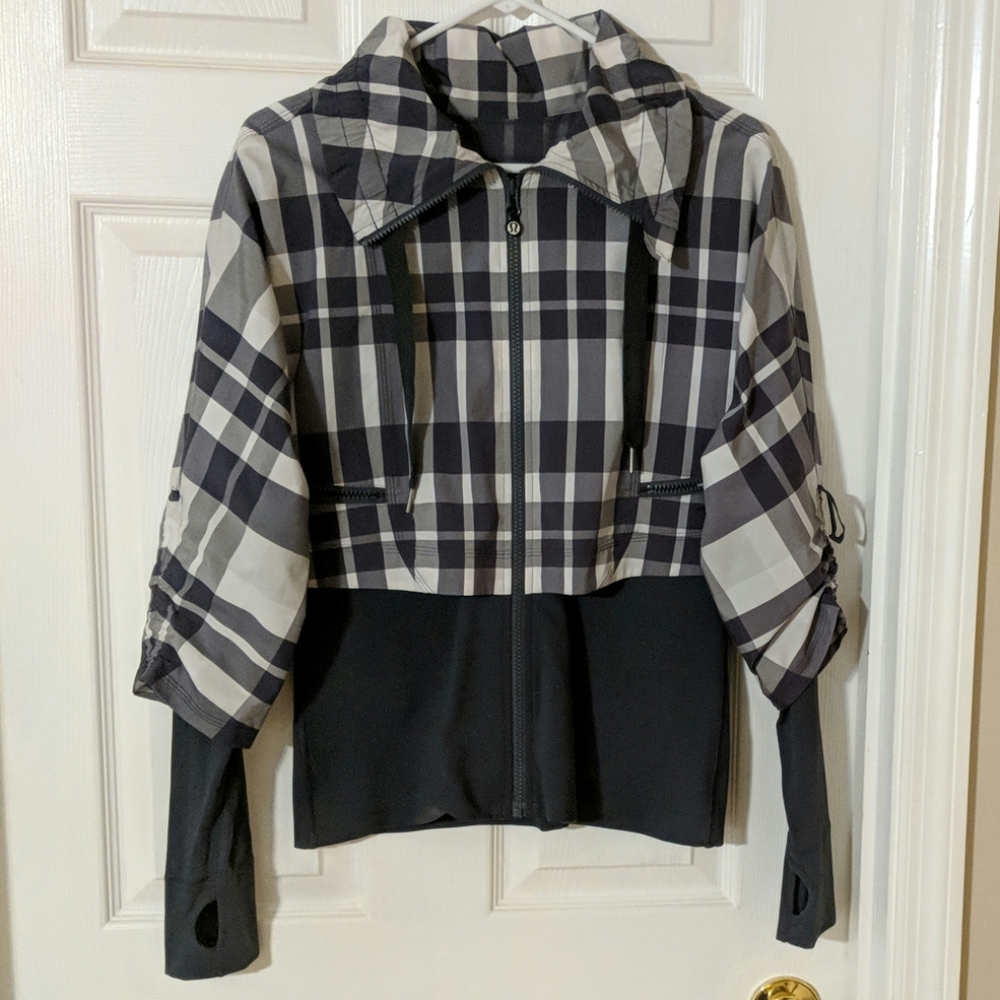 Lululemon Grey and White Wind Breaker Jacket